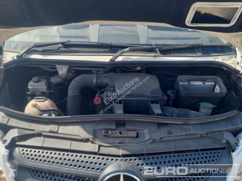 Véhicule utilitaire Mercedes 316