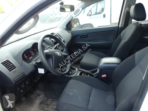 Véhicule utilitaire Toyota Hilux