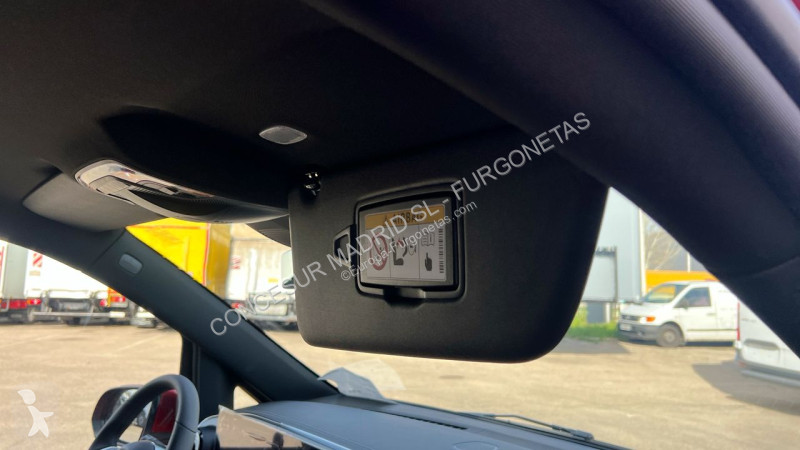 Veicolo commerciale Mercedes 250 d Avantgarde...