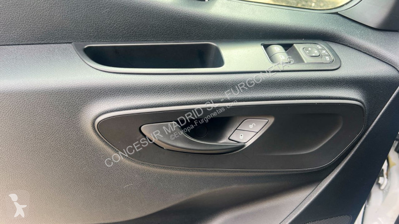 Véhicule utilitaire Mercedes Nuevo Sprinter 311...
