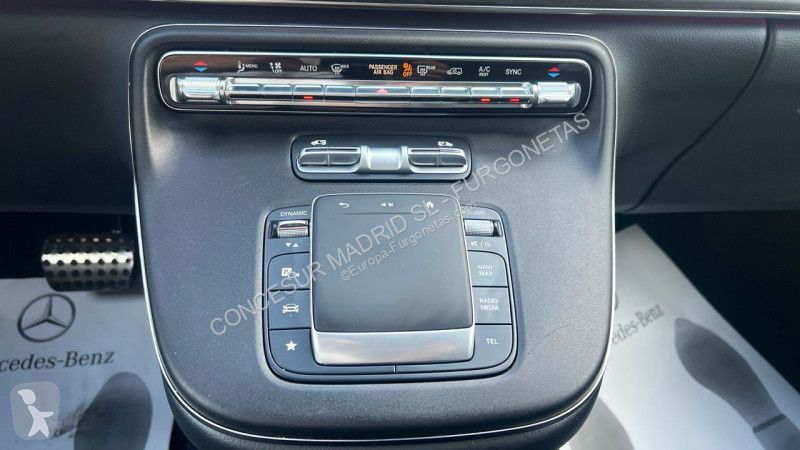 Veicolo commerciale Mercedes 300 d Avantgarde...