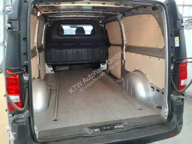 Furgoneta Mercedes Vito KA...
