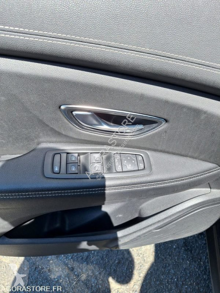 Véhicule utilitaire Renault SCENIC