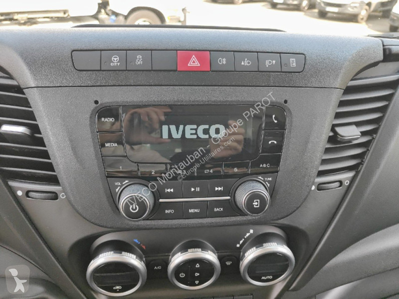Furgoneta Iveco 35C16H3.0 empattement 4100