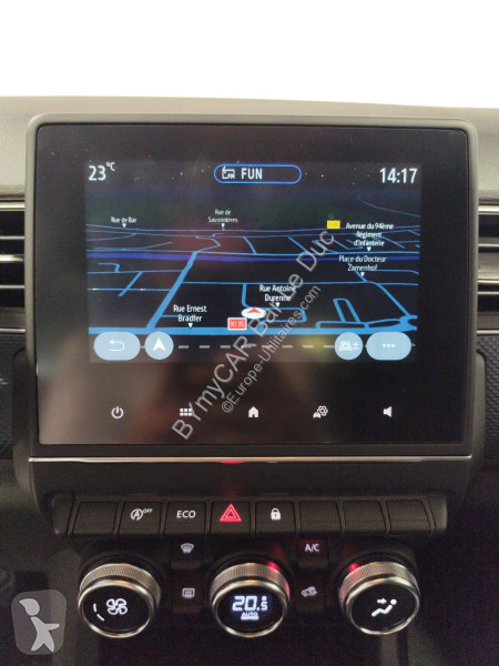 Autoutilitară Renault Arkana mild hybrid 140...