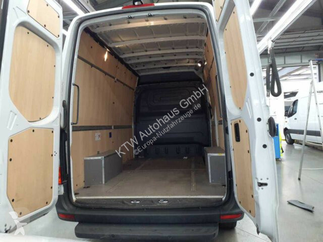 Autoutilitară Mercedes 317 CDI...