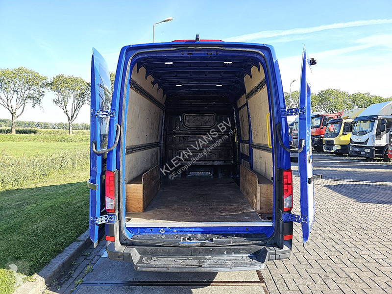 Veículo utilitário MAN 3.140 L3H3 AUT. E-
