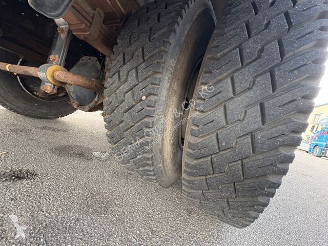 Véhicule utilitaire Iveco...