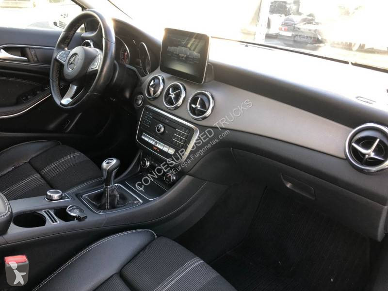 Veículo utilitário Mercedes