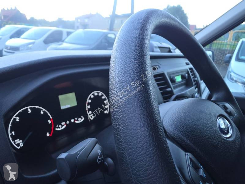Samochód dostawczy Ford
