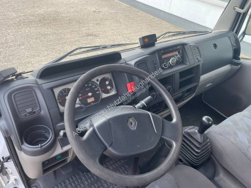 عربة نفعية Renault