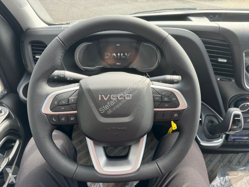 عربة نفعية Iveco 35S16 A8...