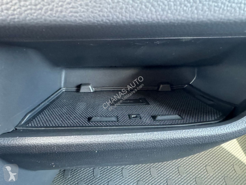 Véhicule utilitaire Renault BLUE DCI 150 GSR2...