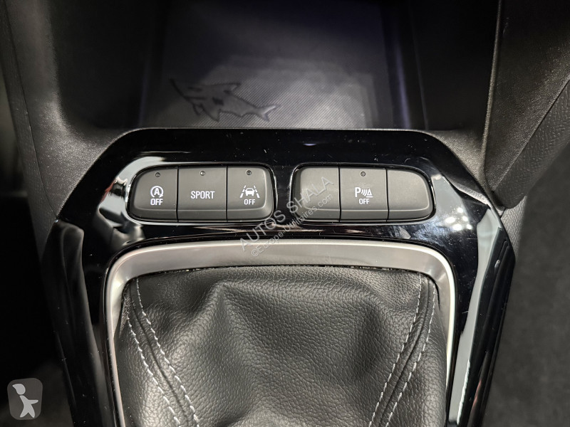 Véhicule utilitaire Opel CORSA / A PARTIR DE...