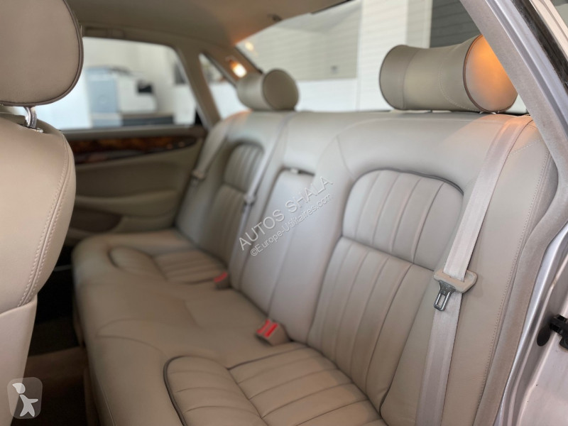 Samochód dostawczy Jaguar XJ8 4.0 V8  BA SOVEREIGN
