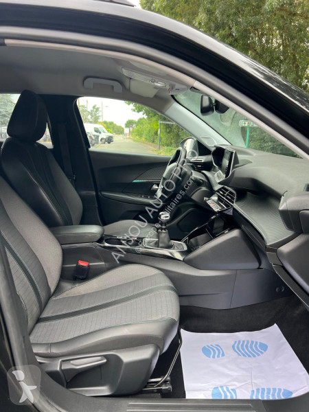 عربة نفعية Peugeot HDi 110ch BVM6 FINITION ALLURE