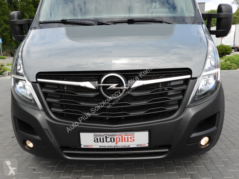 Лекотоварен автомобил Opel  MOVANO