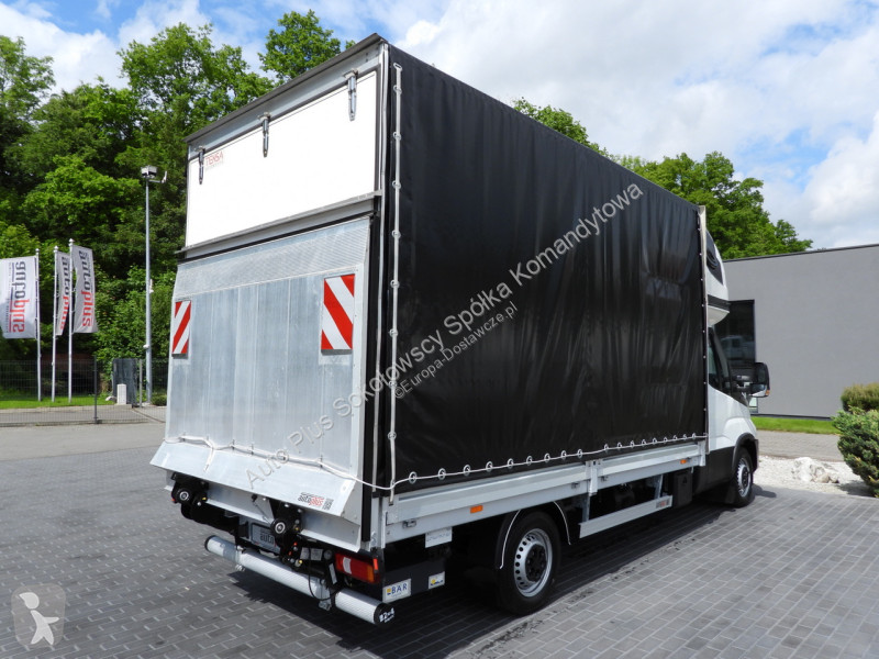 Furgoneta Iveco 35S18 DAILY