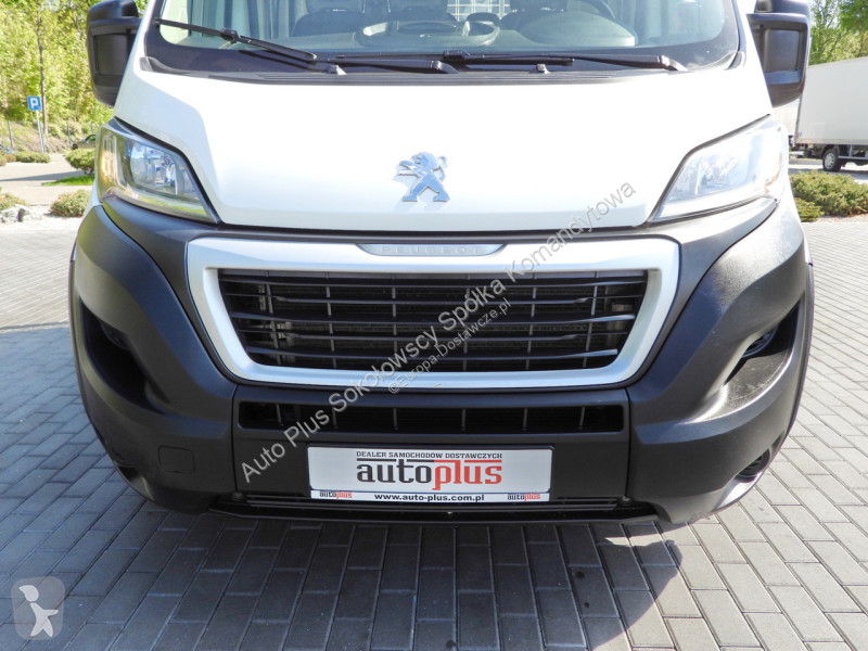 Samochód dostawczy Peugeot  BOXER