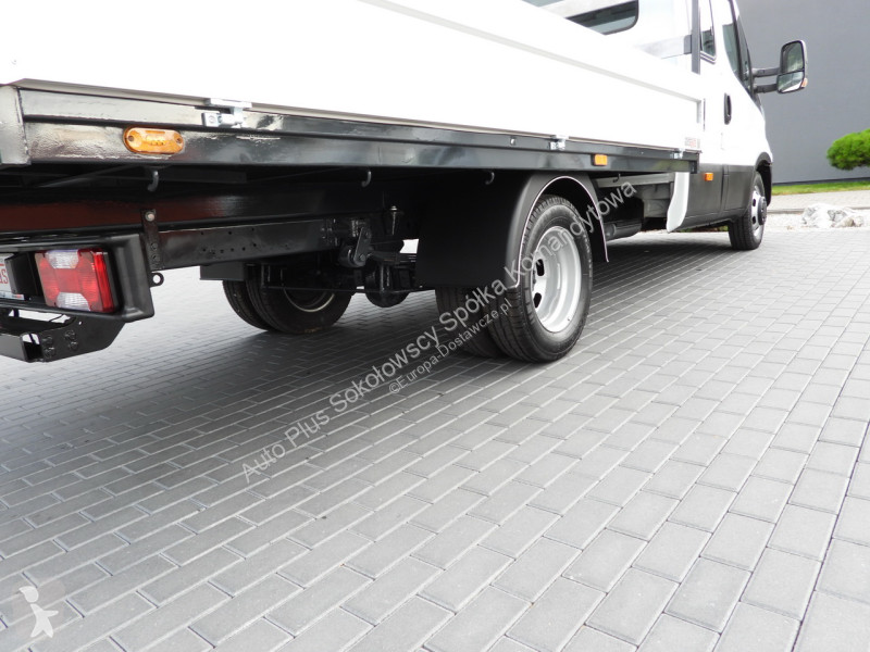 Véhicule utilitaire Iveco 35C17 DAILY