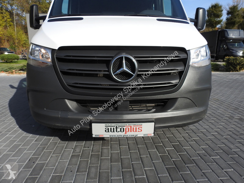 Samochód dostawczy Mercedes 25RAFTER