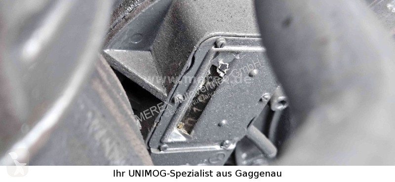 آلة لصيانة الطرق Unimog U1400 Winterdienst