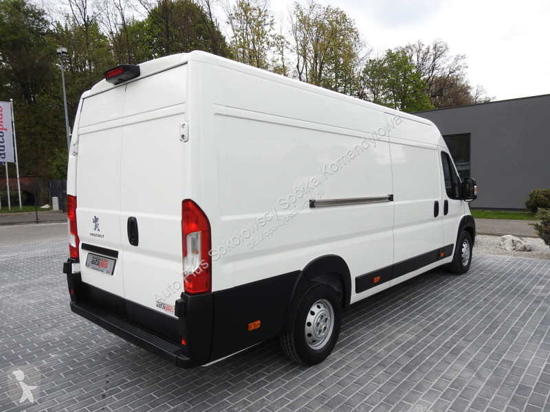 Samochód dostawczy Peugeot  BOXER
