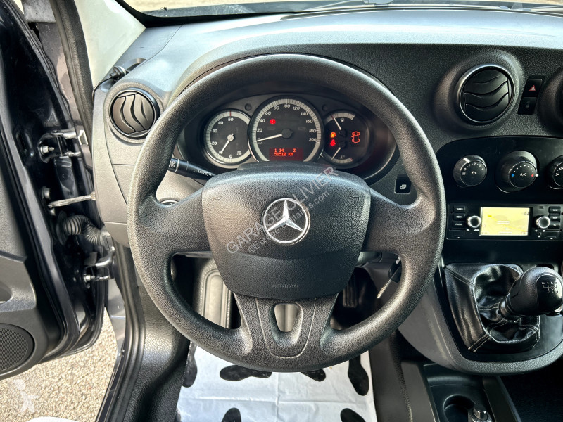 عربة نفعية Mercedes Extra Long