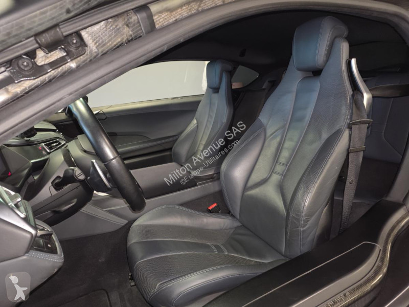 Samochód dostawczy BMW i8 Coupé Pure Impulse...