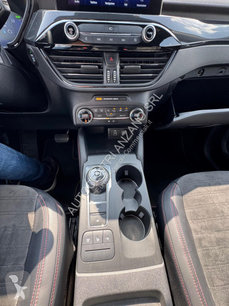 عربة نفعية Ford