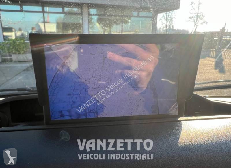 Furgoneta Iveco