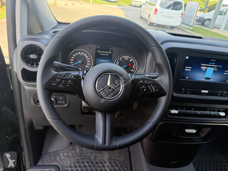 عربة نفعية Mercedes EVITO FOURGON 60 KWH LONG FWD