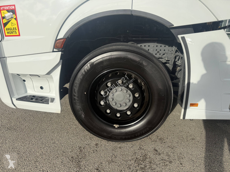 Nyergesvontató Mercedes ACTROS L 1845
