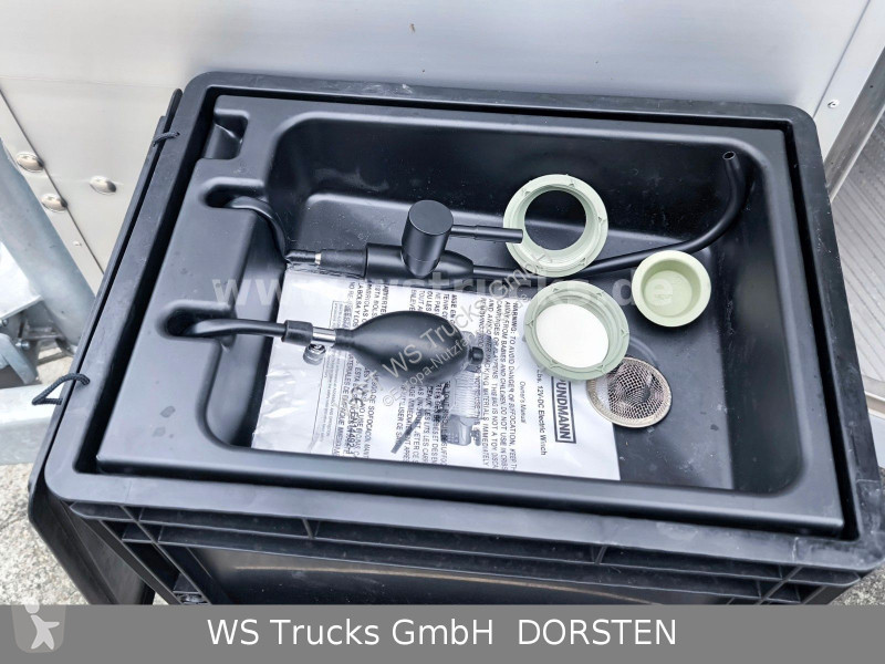 مقطورة WST WST Edition Schlacht mit Seilwinde...