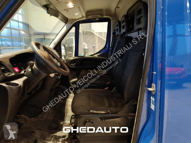 Bedrijfswagen Iveco Daily 35S14N - FURGONE