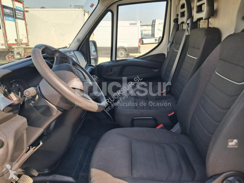 عربة نفعية Iveco  DAILY 35S16 12M3