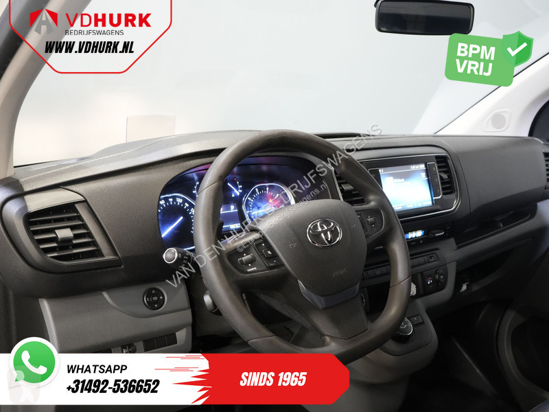 Samochód dostawczy Toyota 2.0 Aut. L3...