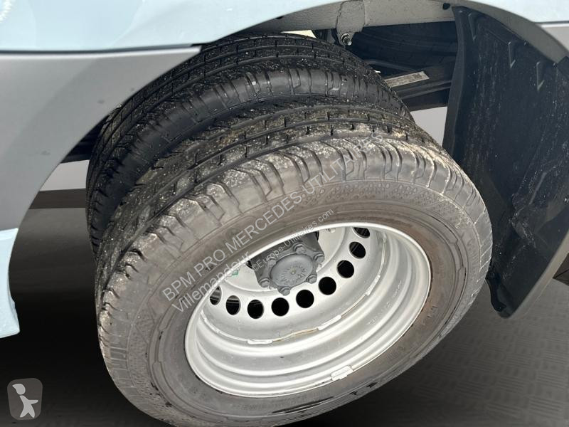 Véhicule utilitaire Mercedes Fg 519 CDI 37 3T5...