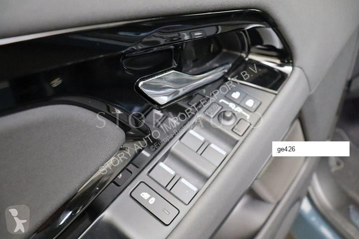 Samochód dostawczy Land Rover