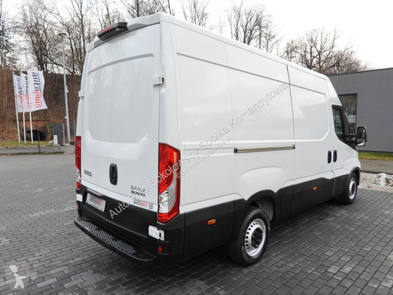 Furgoneta Iveco 35S14 DAILY