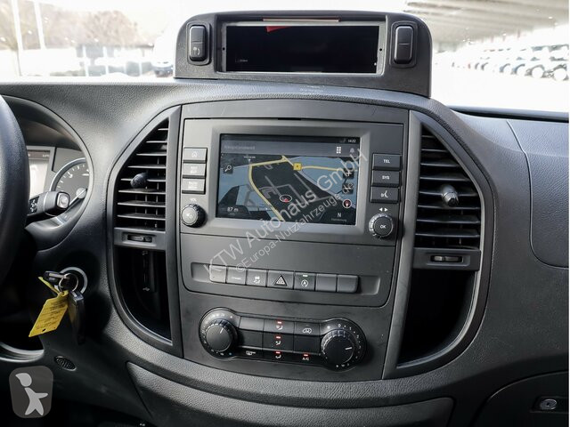 عربة نفعية Mercedes Vito 114...