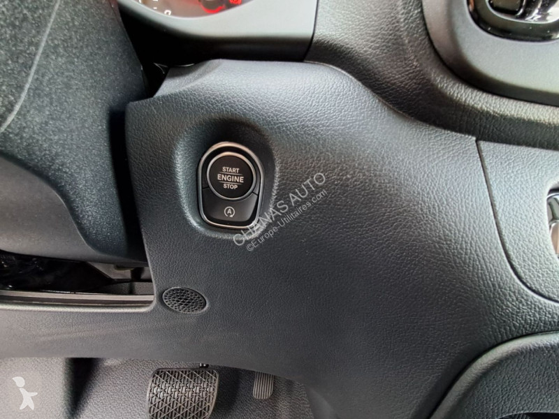 عربة نفعية Mercedes