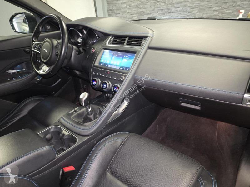 Samochód dostawczy Jaguar E-PACE D150 - AWD...