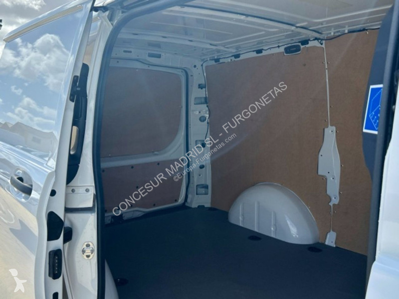 عربة نفعية Mercedes 110 CDI Furgón PRO Larga