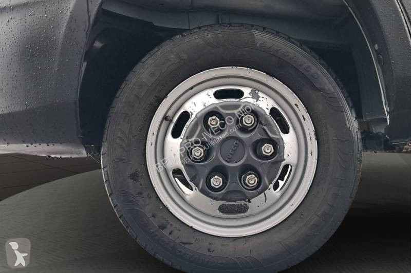 Furgoneta Iveco
