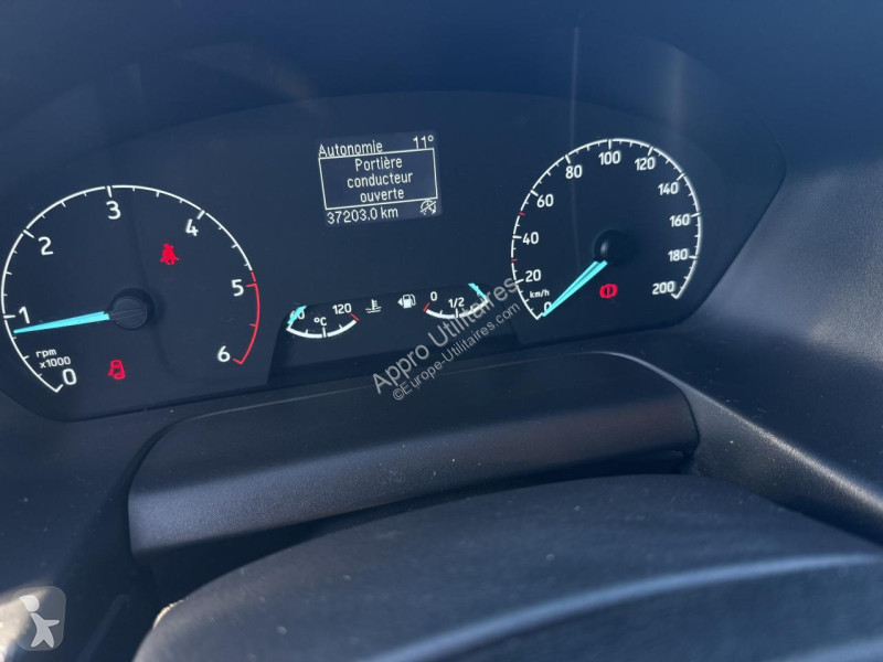 Véhicule utilitaire Ford TRANSIT CUSTOM 2.0...