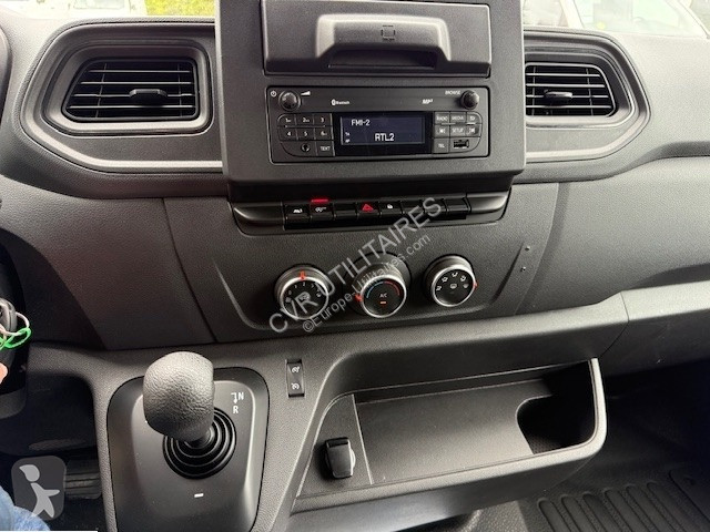عربة نفعية Renault MASTER III FG F3500 L2H2 2.3...