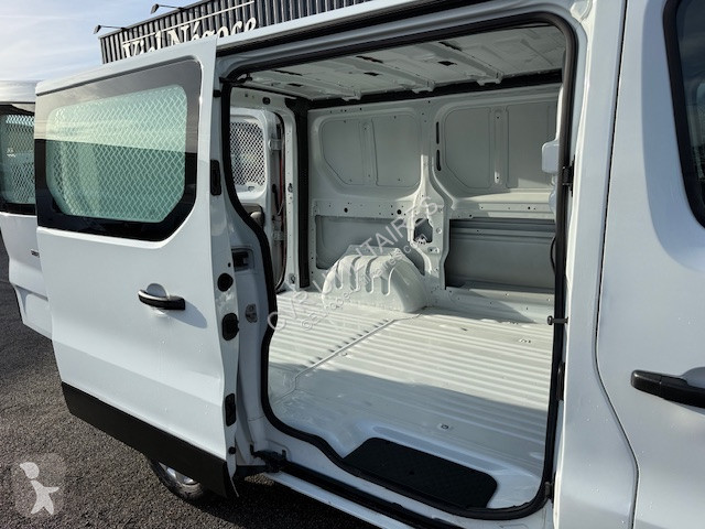 Furgoneta Renault TRAFIC III FG L1H1 1200 1.6...