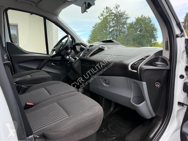 Véhicule utilitaire Ford TRANSIT CUSTOM KOMBI...