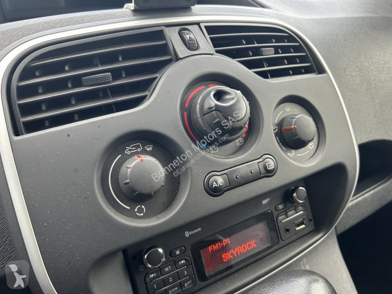 Véhicule utilitaire Renault Kangoo (2) Z.E. 33...